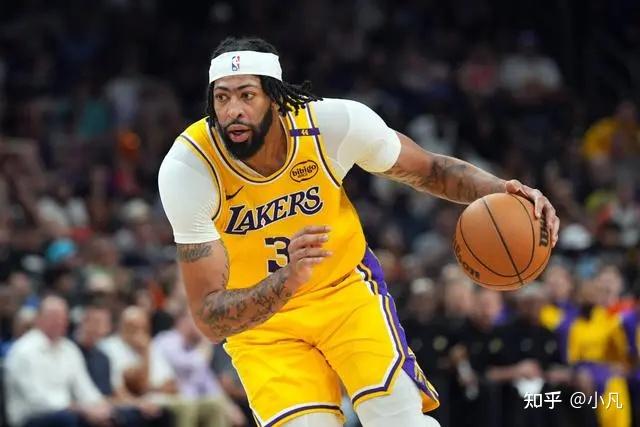 王仕鹏：姚明&大郅&阿联进NBA都得练身体 大巴不用 小杨也有计划