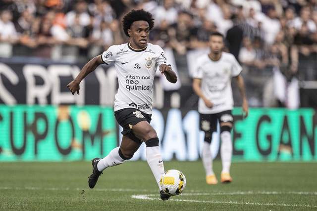 胡明轩21分广东加时胜北控 周琦15+10徐杰15分