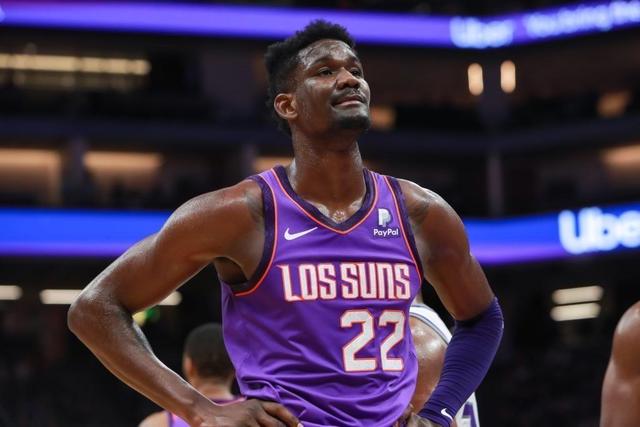 CJ45分鹈鹕险胜爵士4连胜 快船负公牛止4连胜